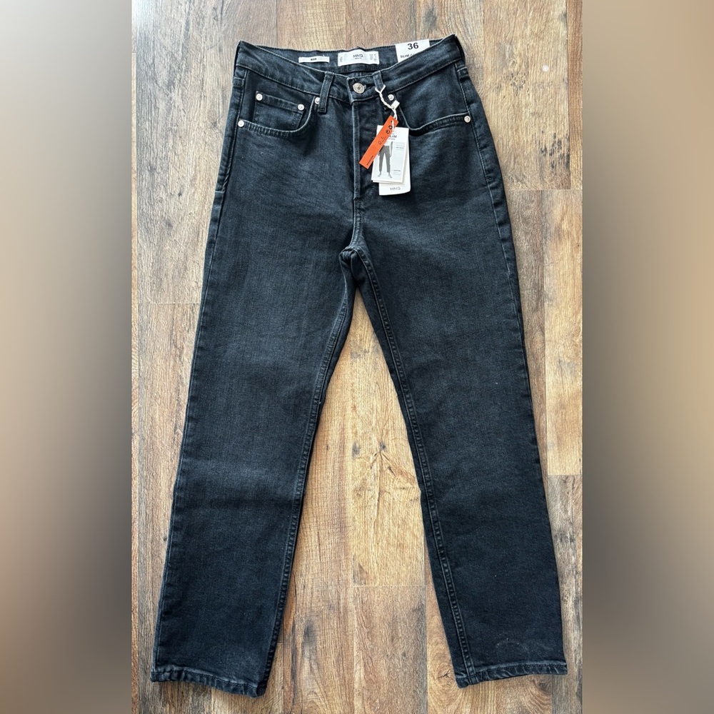 Mango Black Denim Slim Comfort Cropped Mid Waist Jeans New with tags size 4
